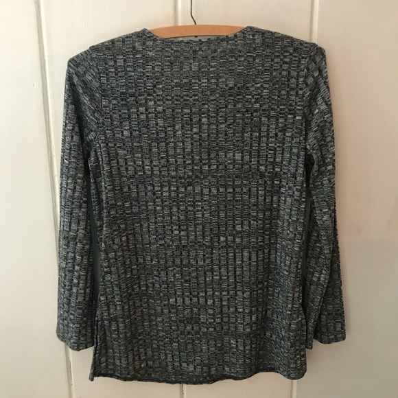 Chenault • GREY v neck lace up tunic - Picture 5 of 8